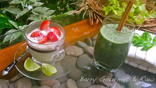 Chocolate Coconut Pudding & Wheat Grass Smoothie