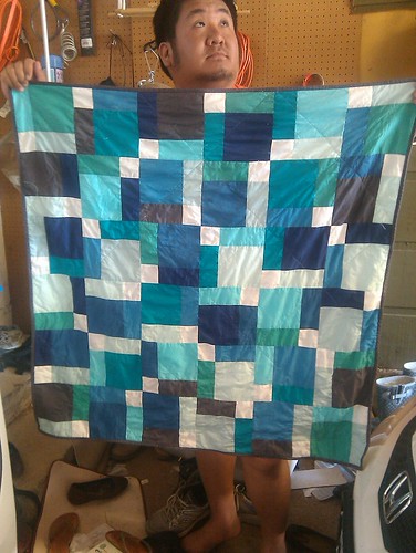 Disappearing nine patch baby quilt