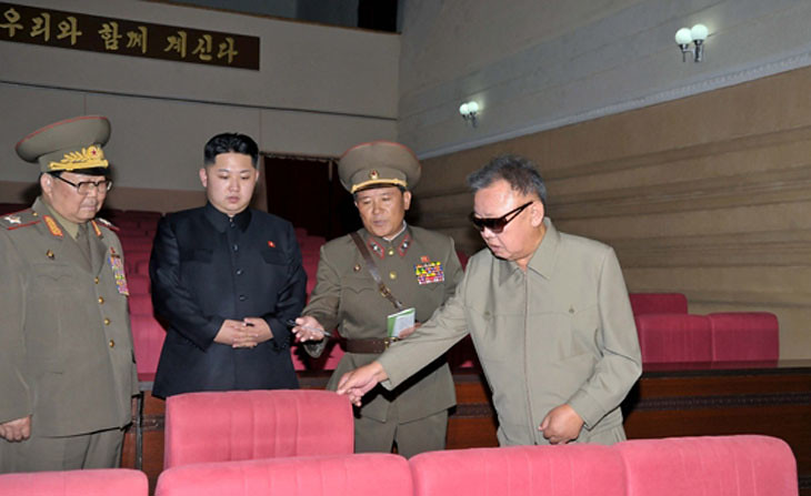 Аквапарк и ДК под контролем Ким Чен Ира. Бой Полководца по удовлетворению культурных запросов селян 