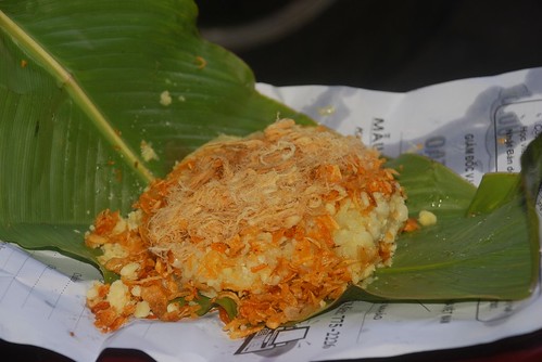 sticky rice in leaf