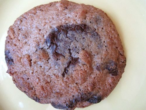 08-29 walnut chocolate chip cookie