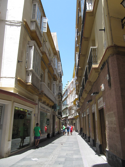 Cádiz Streets Casual Wear