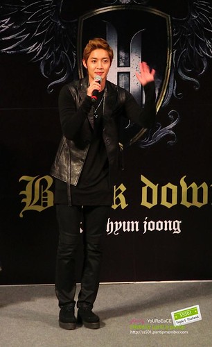 Kim Hyun Joong High Five Fanmeet in Thailand [110823] 
