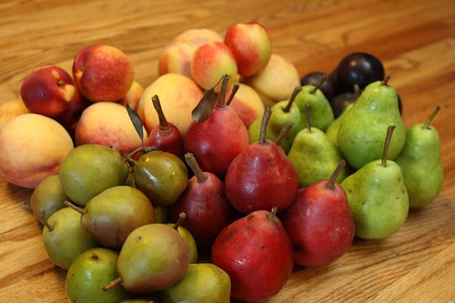 Stoneledge Farm CSA Fruit Share Week 1