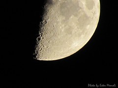 Moon, Luna. ISO-80, exp. 1/30s, zoom 4