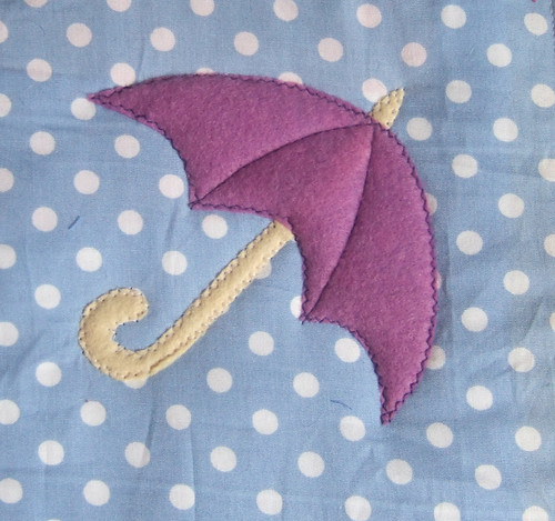 crinkle square: umbrella sewn on