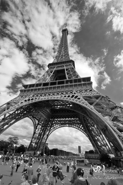 Awesome Eiffel Tower Pic