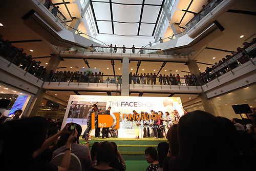 Kim Hyun Joong TFS Fanmeet Event in Thailand [110824] 