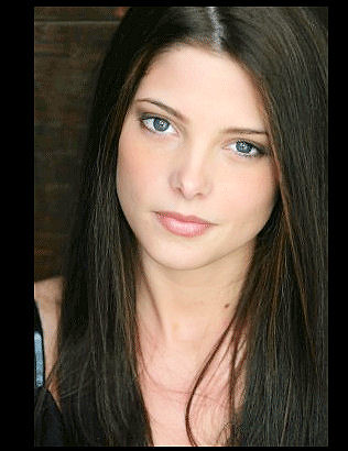 ashley-greene by Trace Contour