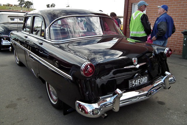 ford 1954 v8 customline