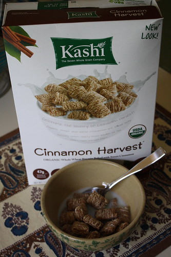 Kashi Cinnamon Harvest cereal
