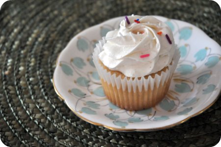 Vanilla cupcake from Thimblecakes