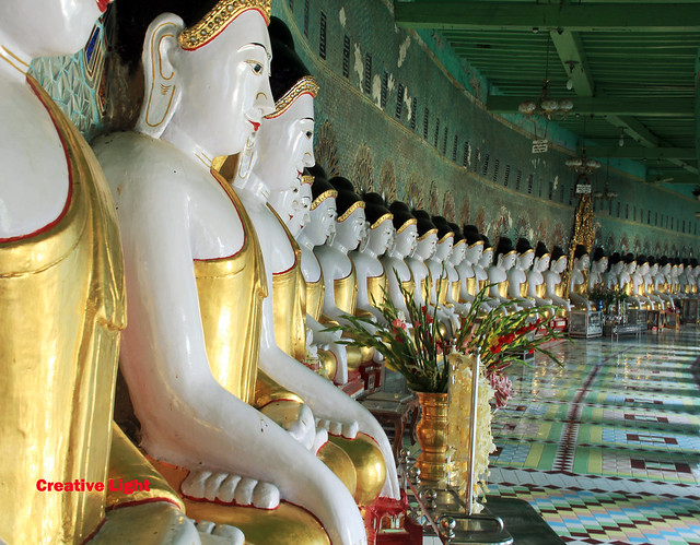 30 Buddha images in Sagaing