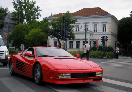 Ferrari Testarossa by Skrabÿ photos