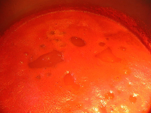 Tomato heaven: spaghetti sauce 
(meatless)