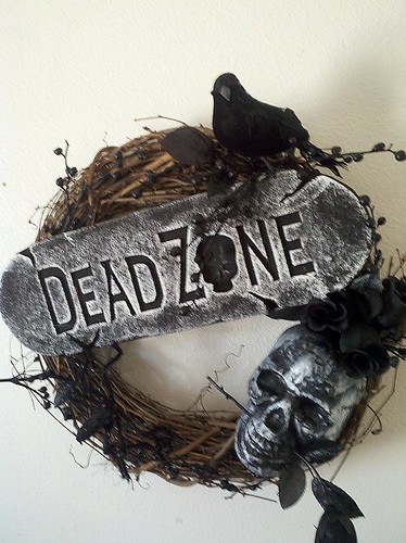 2011-dead zone wreath by davisturner