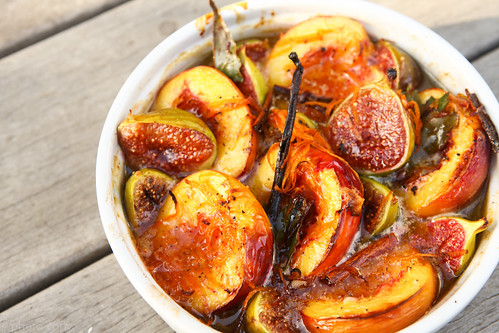 spicy baked nectarines and figs