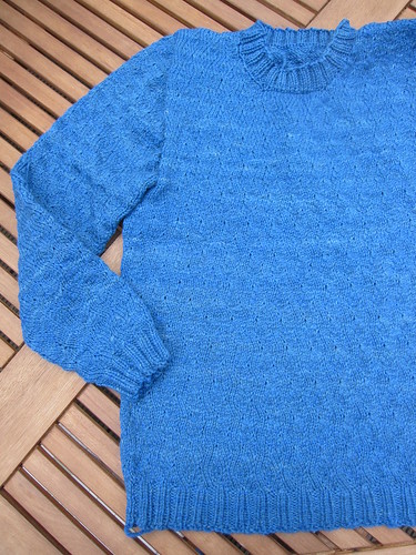 Wave sweater