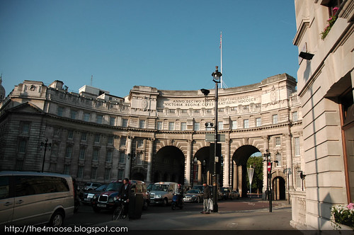 London - Admiralty Gate