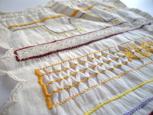 Abuela Luisa: Embroidery