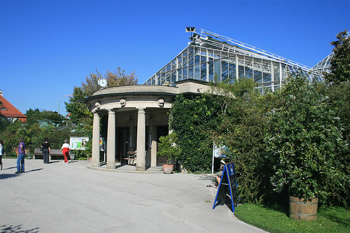 Eingang Gewächshäuser - Botanischer Garten