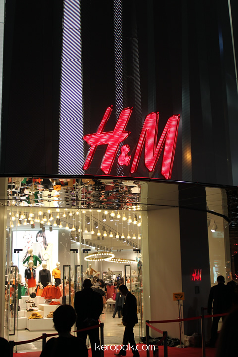 H&M Singapore