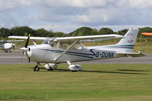 G-DUNK- Cessna 182_  Dunkswell