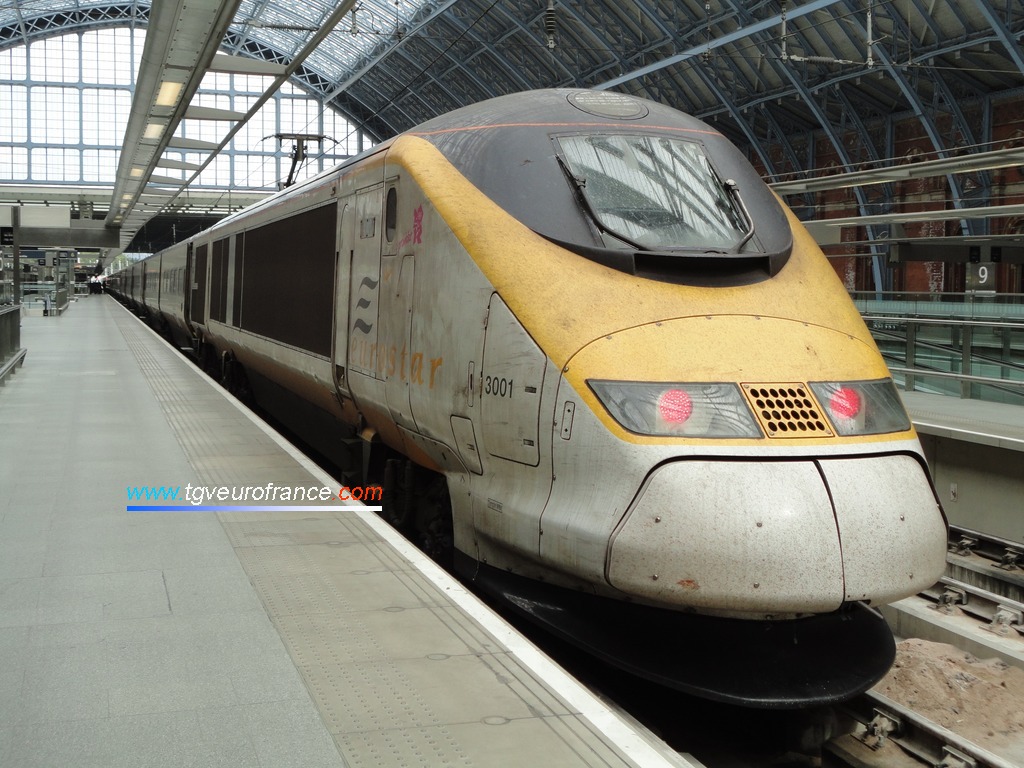 La rame Eurostar 3001 à quai après une circulation commerciale entre Bruxelles Midi et Londres Saint-Pancras via Lille Europe