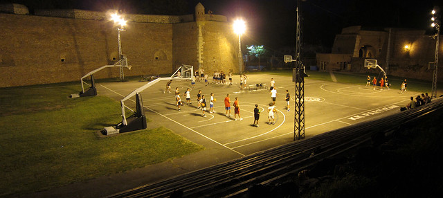 night_basketball_panorama