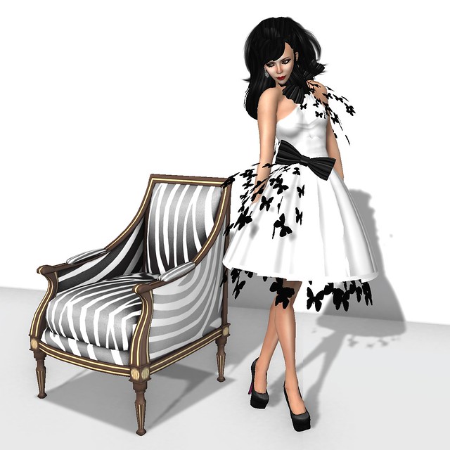 Group Gift Dress & Chair