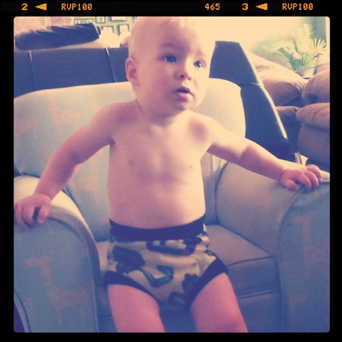 Hanging out in his new @lomdonware fleece #clothdiapers cover!