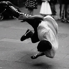 breakdance #1 (backroom.angel) Tags: street square mono scotland blackwhite edinburgh breakdance 500x500 canonef85mm18 magicsquarepoetry asquaresuperstarstemple 500compbw89