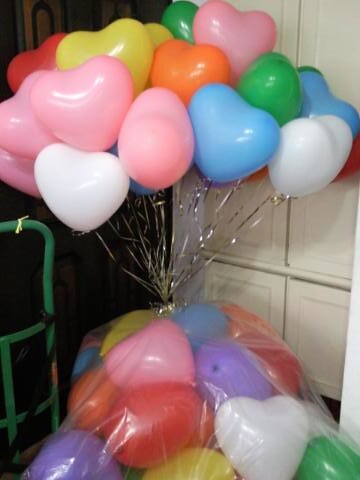 空飄愛心氣球30顆，充空氣愛心氣球30顆，婚紗照用 by 豆豆氣球材料屋 http://www.dod.com.tw