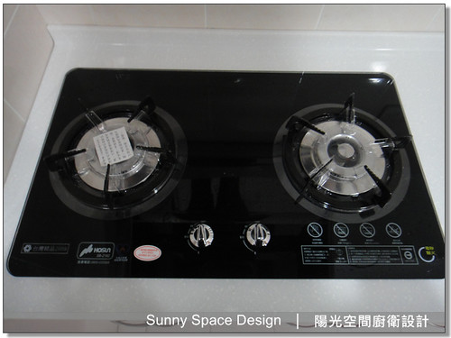 廚具工廠-淡水沙崙路康先生一字型廚具：豪山牌瓦斯爐：SB-2182-陽光空間廚衛設計