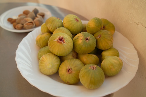 Almonds and figs by i_noriyuki
