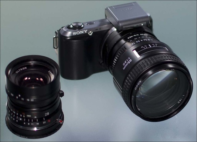 Sony NEX-C3 Nikon 85mm f/1.8 Voigtlander 28mm f/2 Ultron