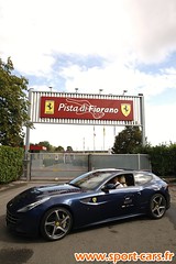 Essai Ferrari FF 33