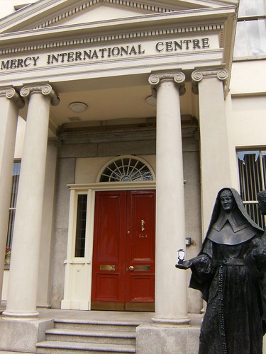 Mercy House statues_3