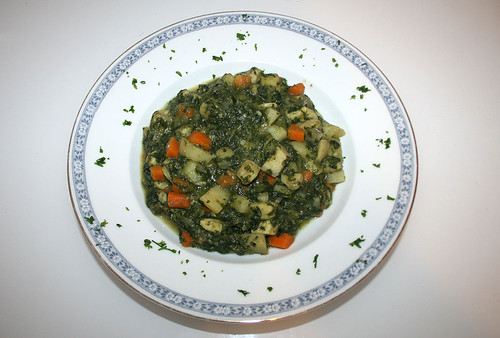 20 - Yam spinach curry with coco milk - Fertiges-Gericht