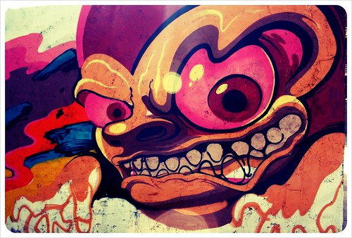 valencia street art face