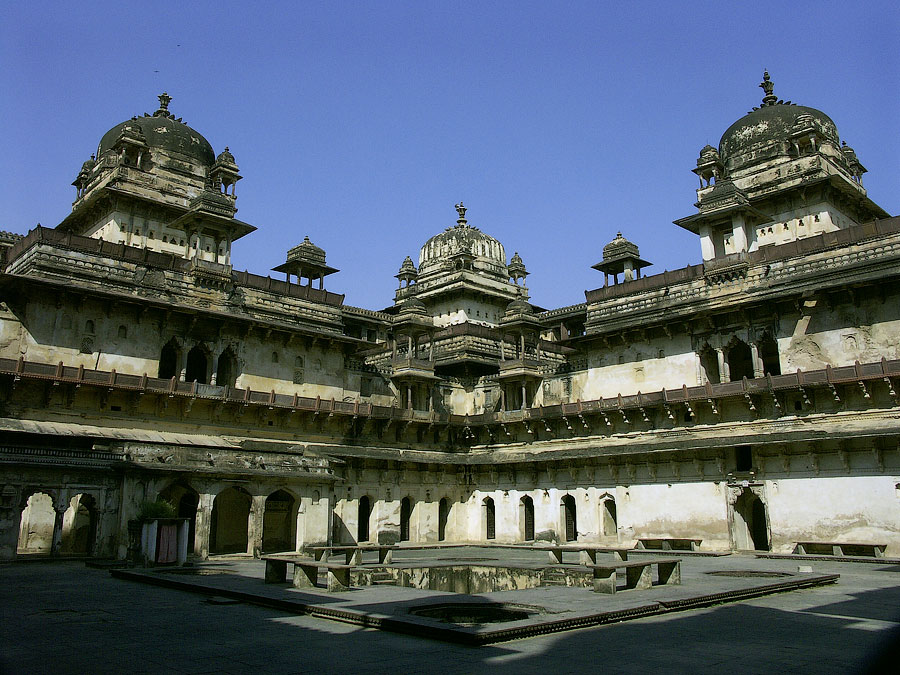 Джехангир Махал. Орчха, Мадхья Прадеш, Индия © Kartzon Dream - авторские туры в Индию, тревел фото