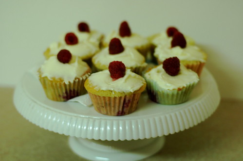 raspberry cupcakes (#235)