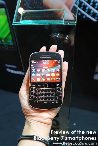 Preview of the new BlackBerry 7 smartphones-3