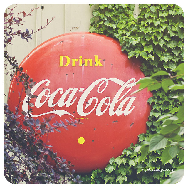 drink coca-cola