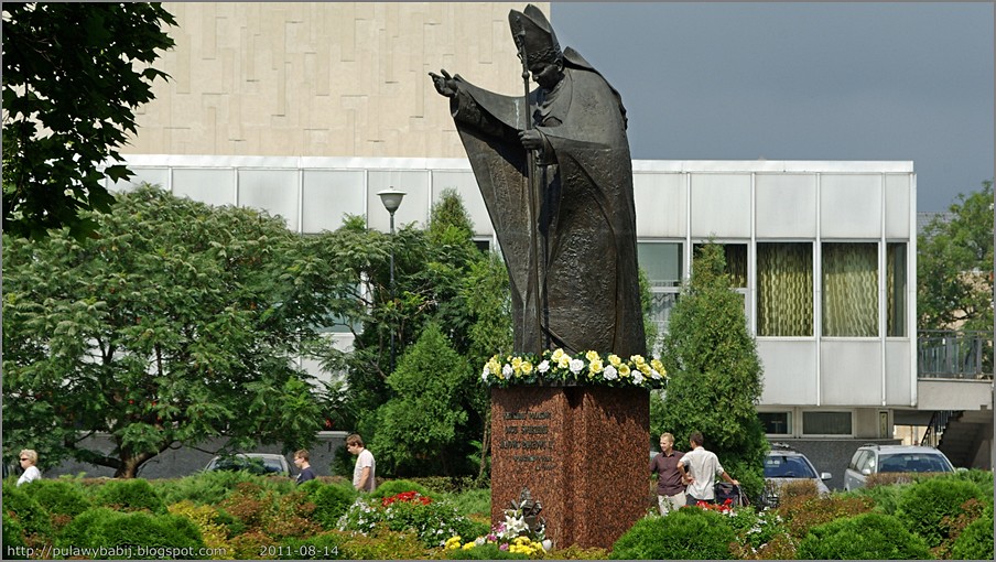Puławy Pomnik Jana Pawła II