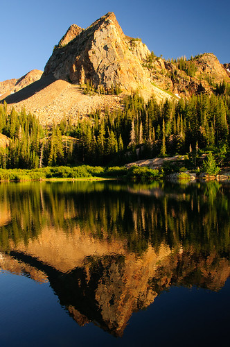 Lake Blanche with Sundial Peak in the backgroud