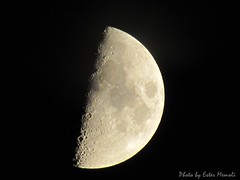 Moon, Luna. ISO-100, exp. 1/30s, zoom 2.7