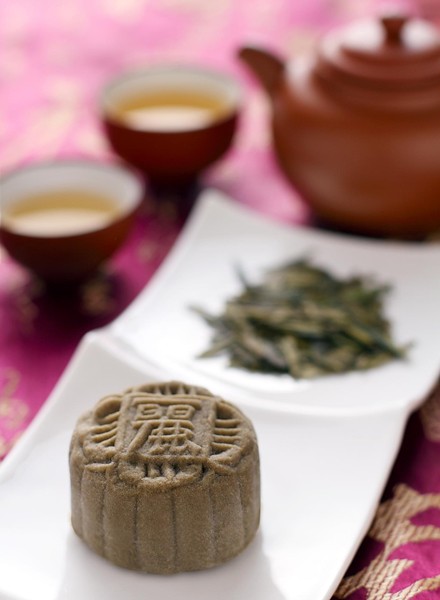 Green Tea Mooncakes - Li Yen