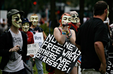 Occupy fever spreads in bay as St. Petersburg joins Tampa in protests - St. Petersburg Times 2011-10-16 11-07-44