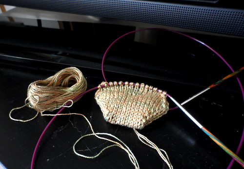 Tiny Owl Knits hexipuff hexagon lace silk navajo chain ply knitting triple stranded Yarn Yard Morningside